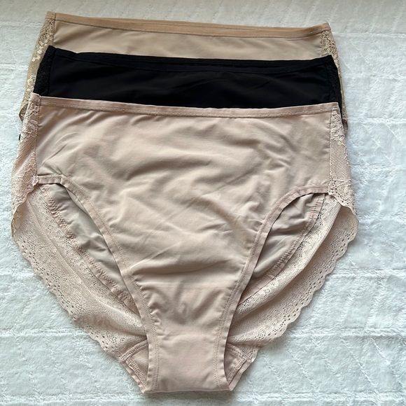 (3) Natori Bliss Perfection Lace French Cut Panty - Picture 3 of 16